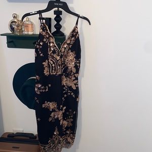 Black lace sequin dress size 4 NWT